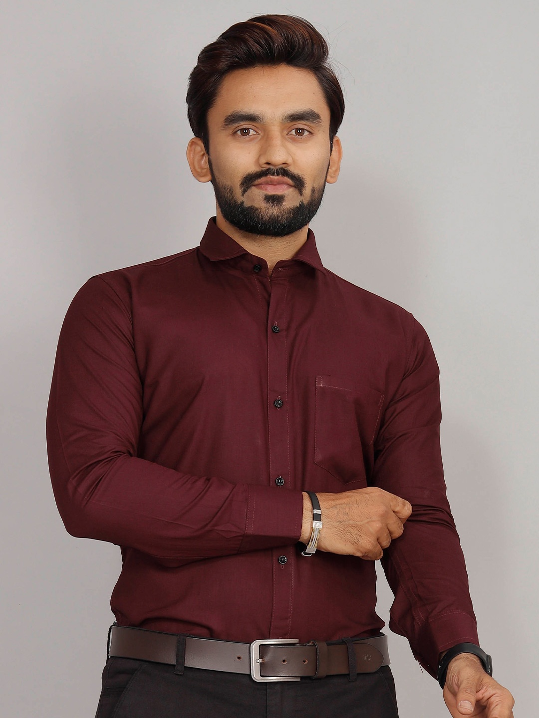 

Indian Fashionista Premium Spread Collar Long Sleeve Formal Shirt, Maroon