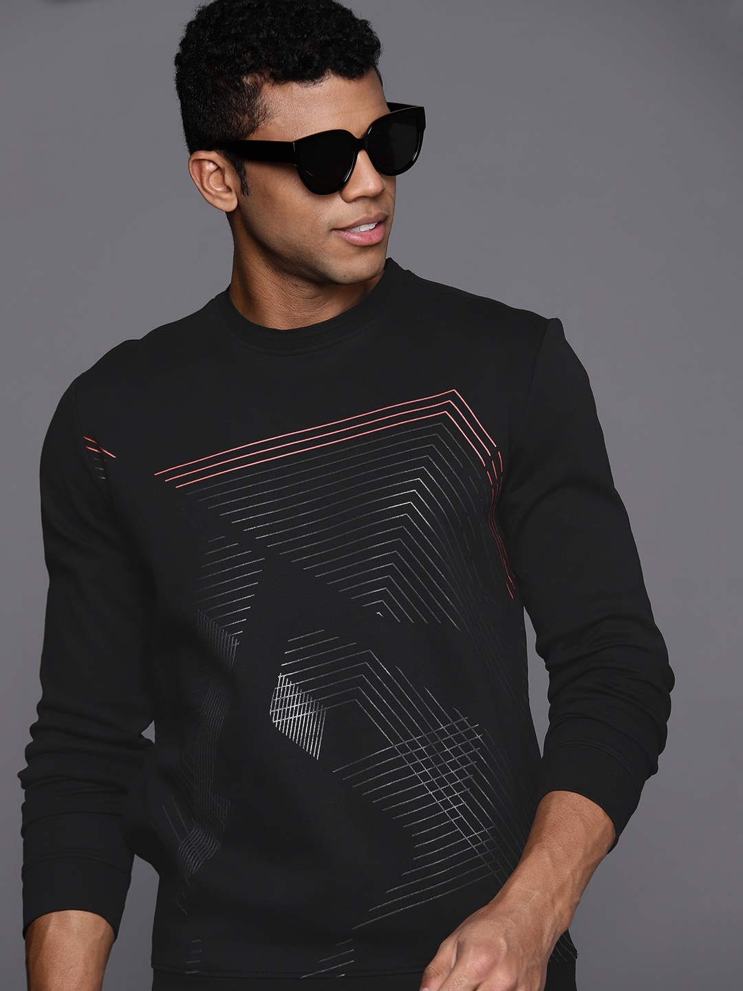 

Allen Solly Men Printed Sweatshirt, Black