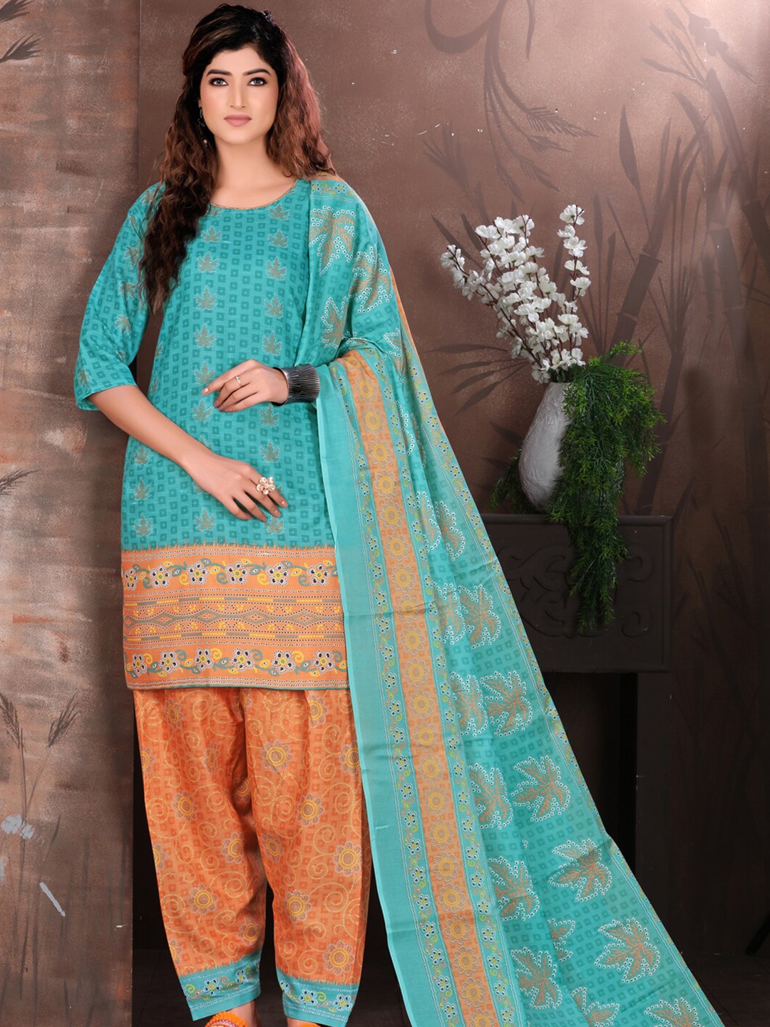 

KALINI Round Neck Ethnic Motifs Printed Regular Kurta & Patiala With Dupatta, Blue