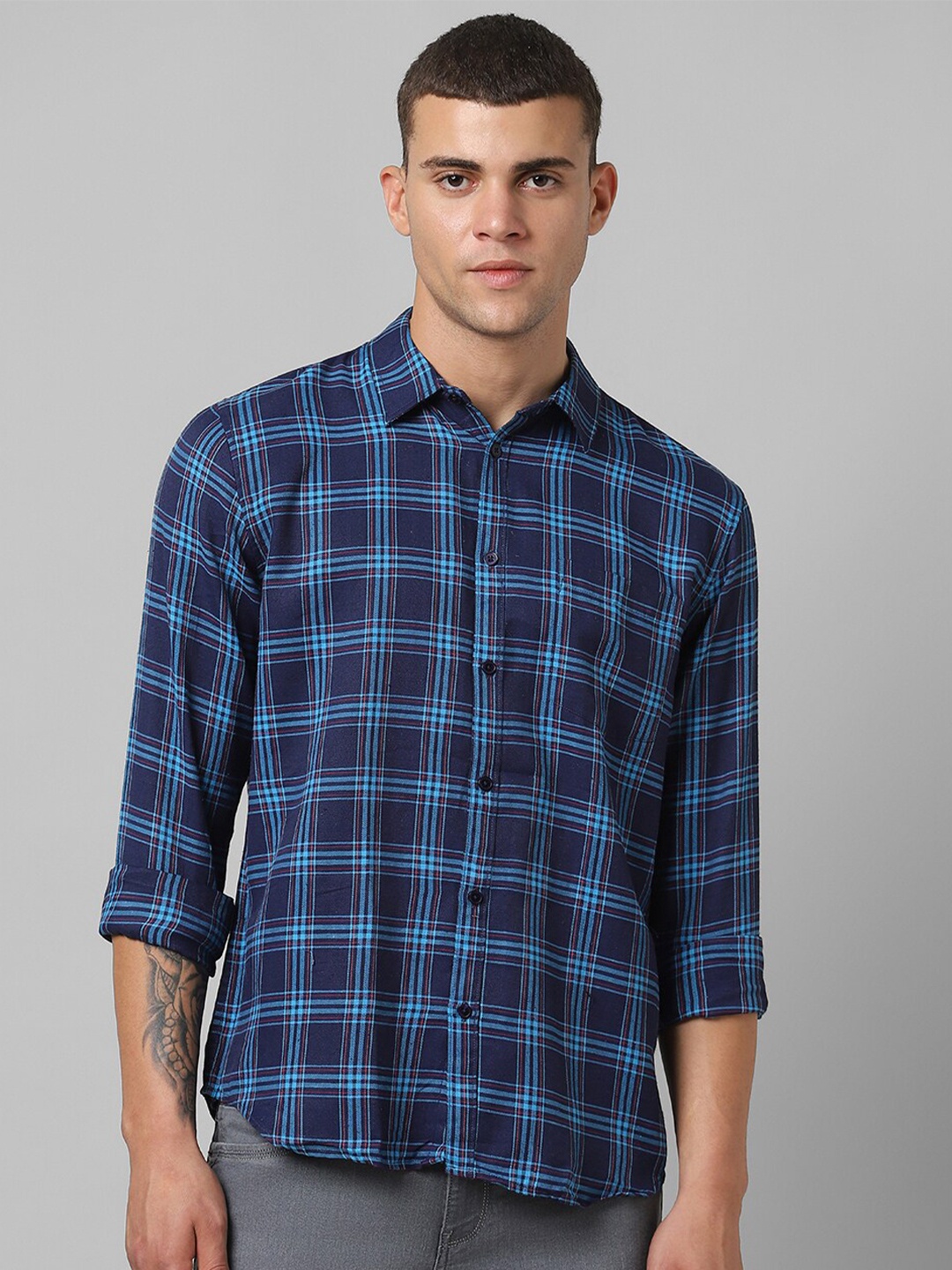 

People Blue Slim Fit Tartan Checked Casual Shirt