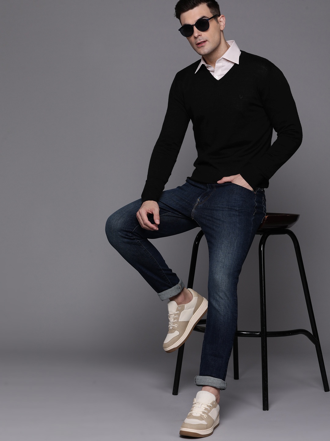 

Allen Solly V-Neck Acrylic Pullover, Black