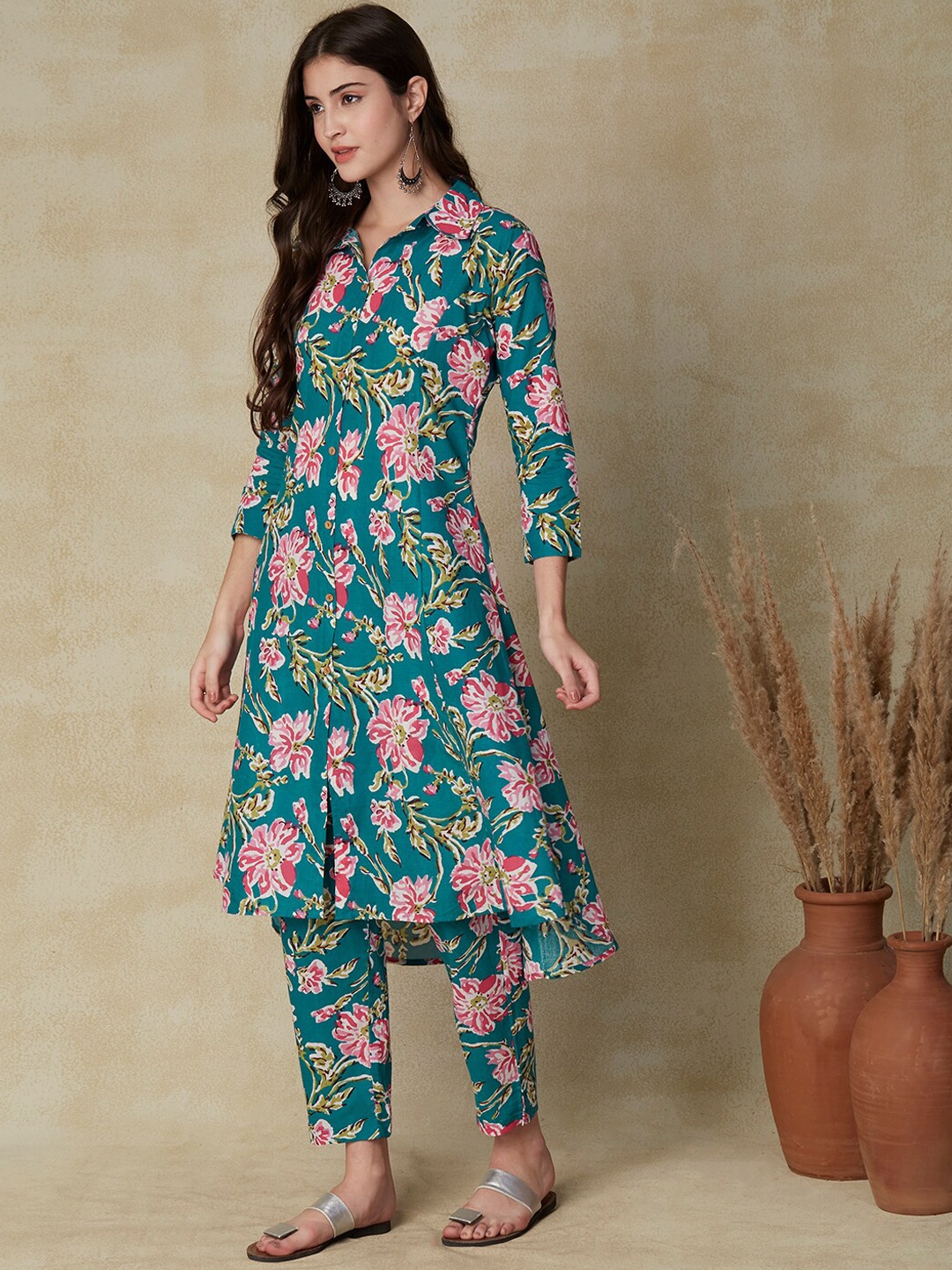 

FASHOR Sea Green Floral Printed Panelled Pure Cotton A-Line Kurta with Trousers