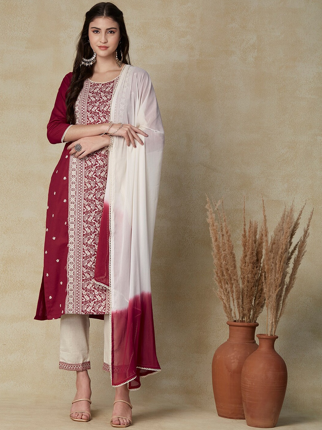 

FASHOR Maroon Floral Embroidered Thread Work Detailed Kurta & Trousers with Dupatta