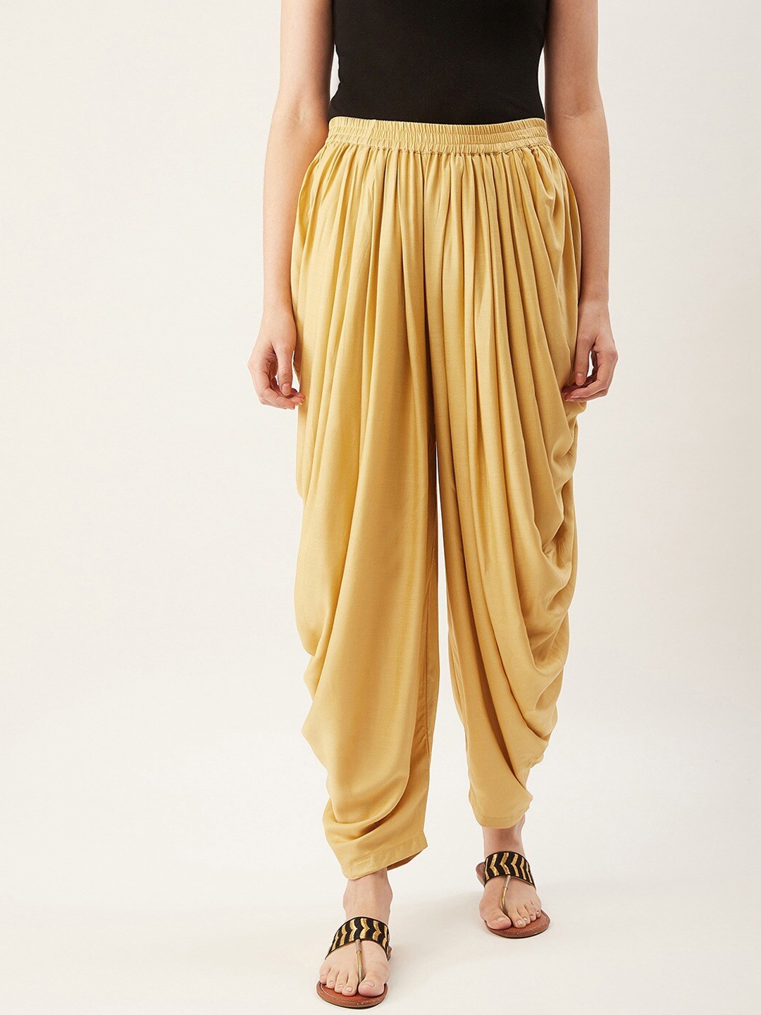 

SUTI Mid-Rise Loose-Fit Patiala, Beige