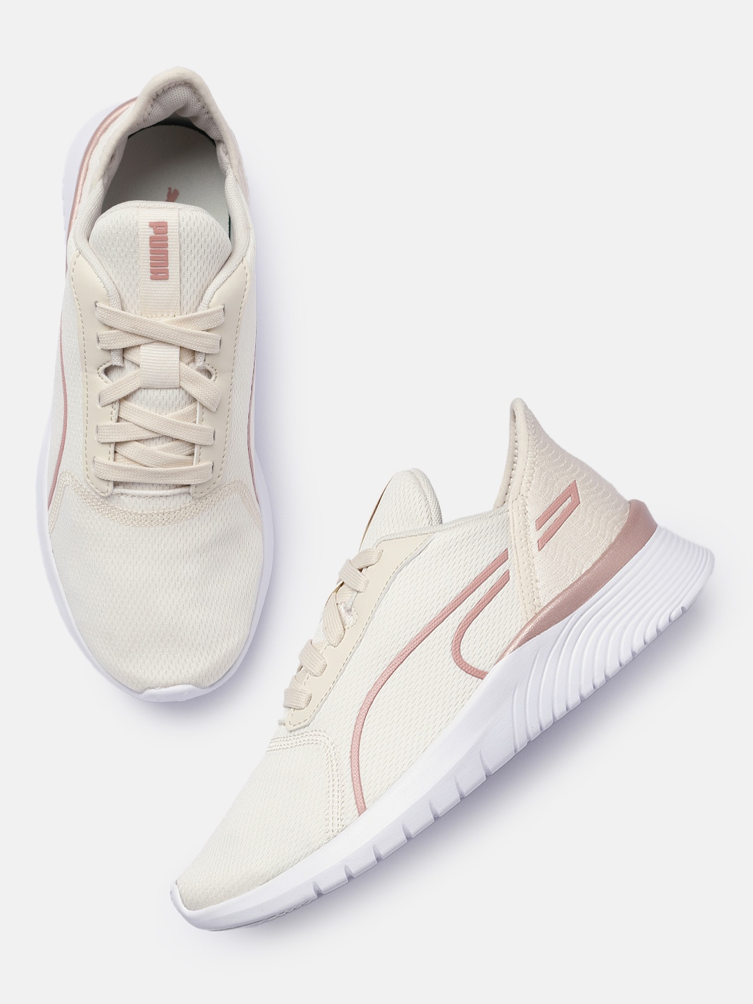 

Puma Women Remedie Training Shoes, Off white