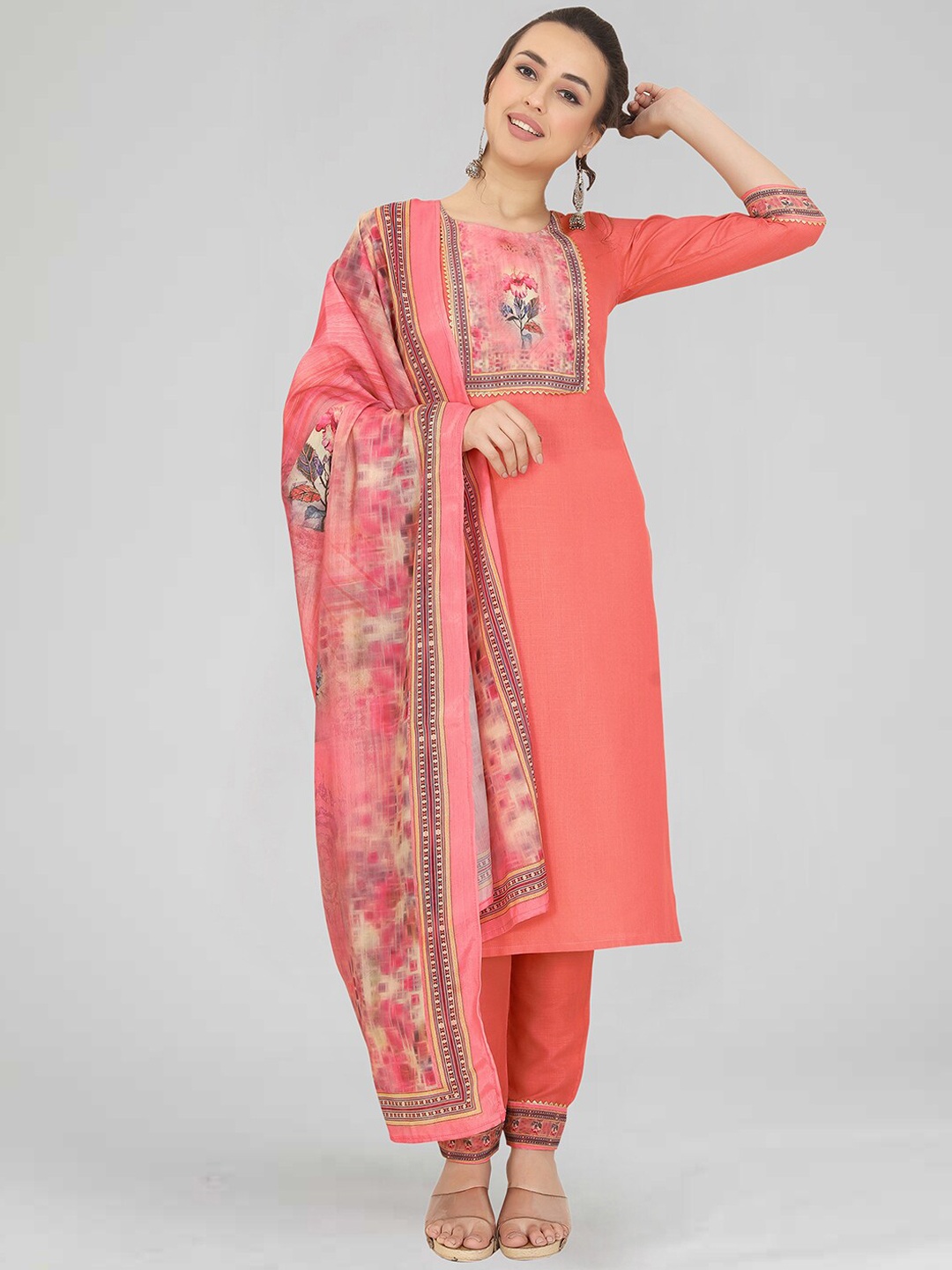 

KALINI Round Neck Floral Printed Gotta patti Regular Kurta & Trousers With Dupatta, Peach