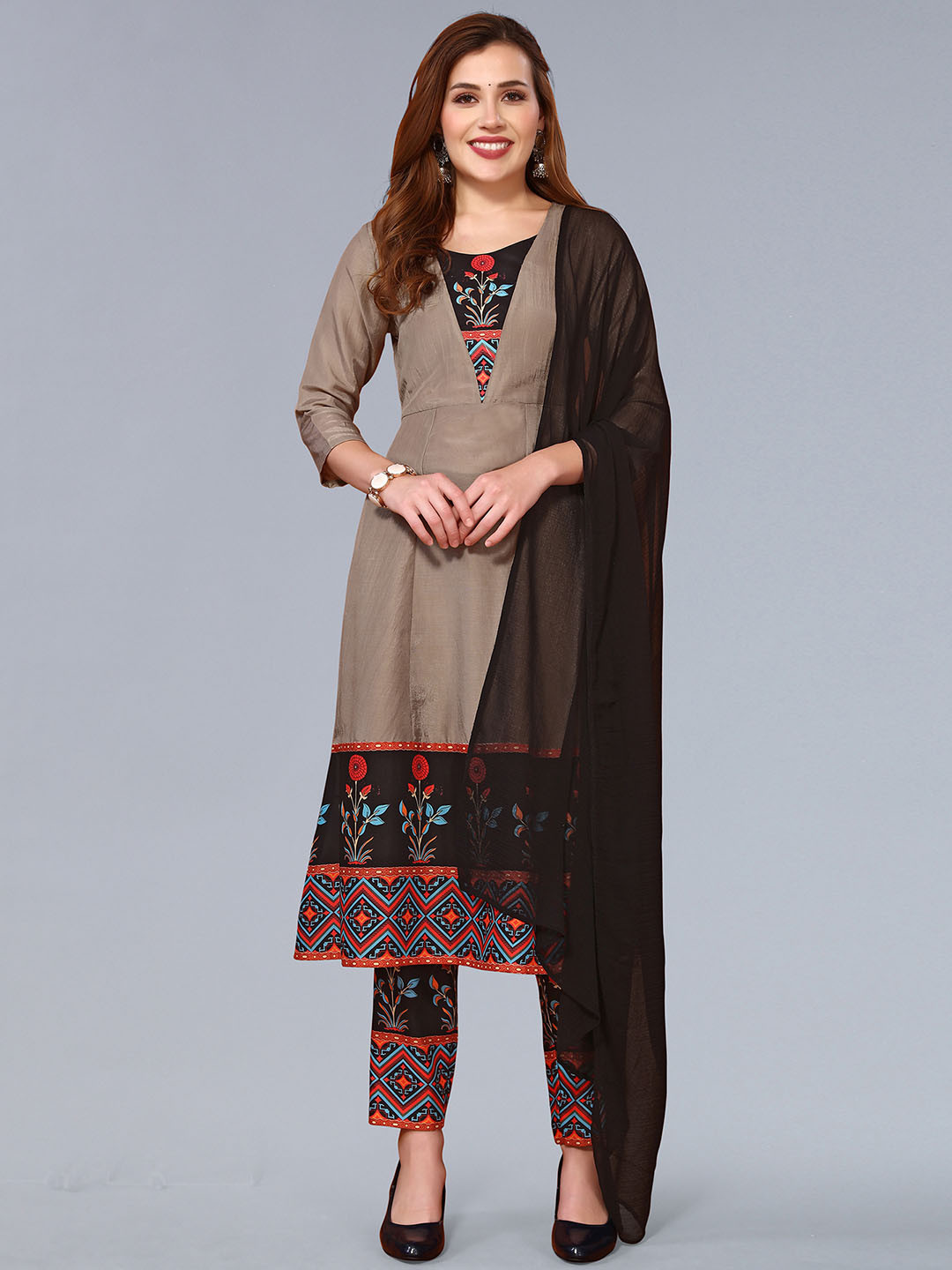 

KALINI Ethnic Printed yoke And Border detailed Regular Kurta & Trousers With Dupatta, Beige