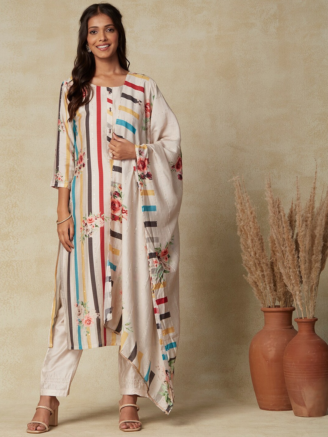 

FASHOR Off White Striped Printed Sequinned Detailed Kurta & Trousers with Dupatta