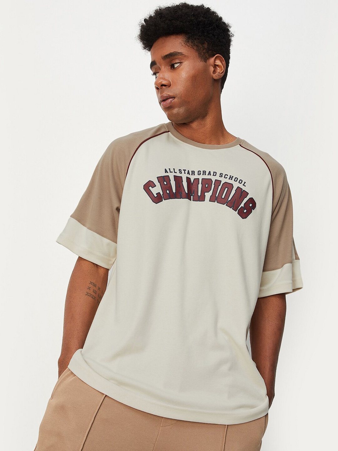 

max Typography Printed Cotton Raglan Sleeves T-shirt, Grey