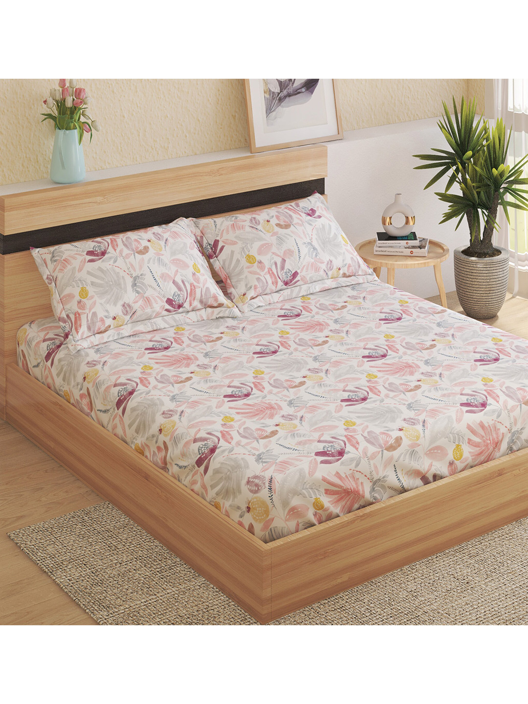 

Home Centre Fiesta Elena White & Pink Floral Fitted 220TC Queen Bedsheet & 2 Pillow Covers