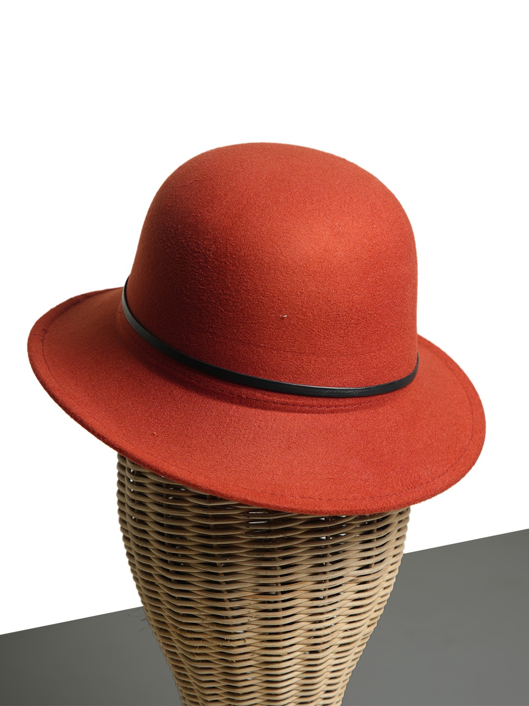 

CHOKORE Women High-Quality & Durable Cloche Hat, Red
