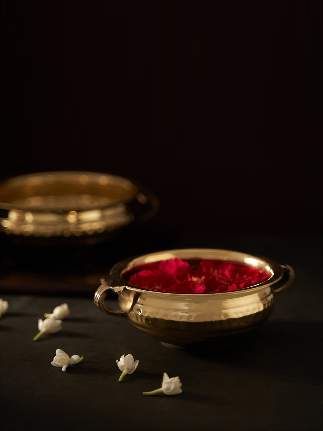 

DecorTwist Gold-Coloured Brass Urli Decorative Bowl