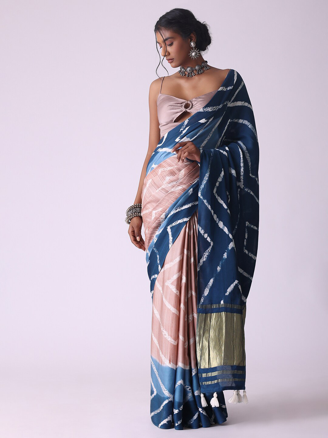

KALKI Fashion Geometric Printed Satin Saree, Blue