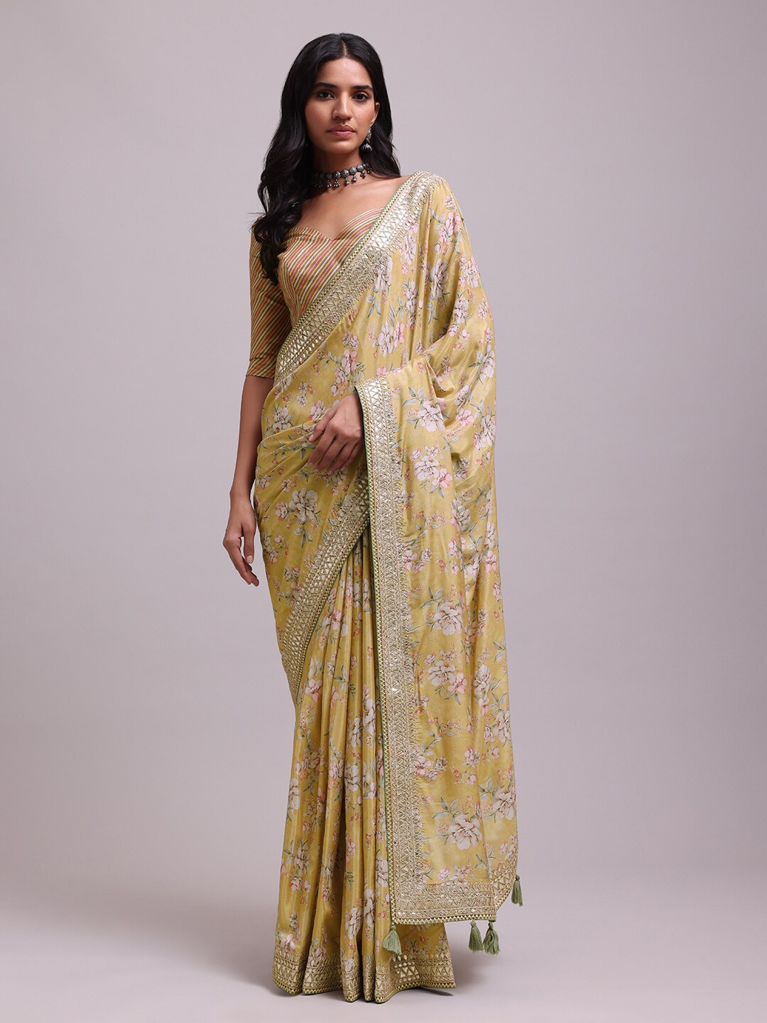 

KALKI Fashion Floral Printed Gotta Patti Saree, Yellow