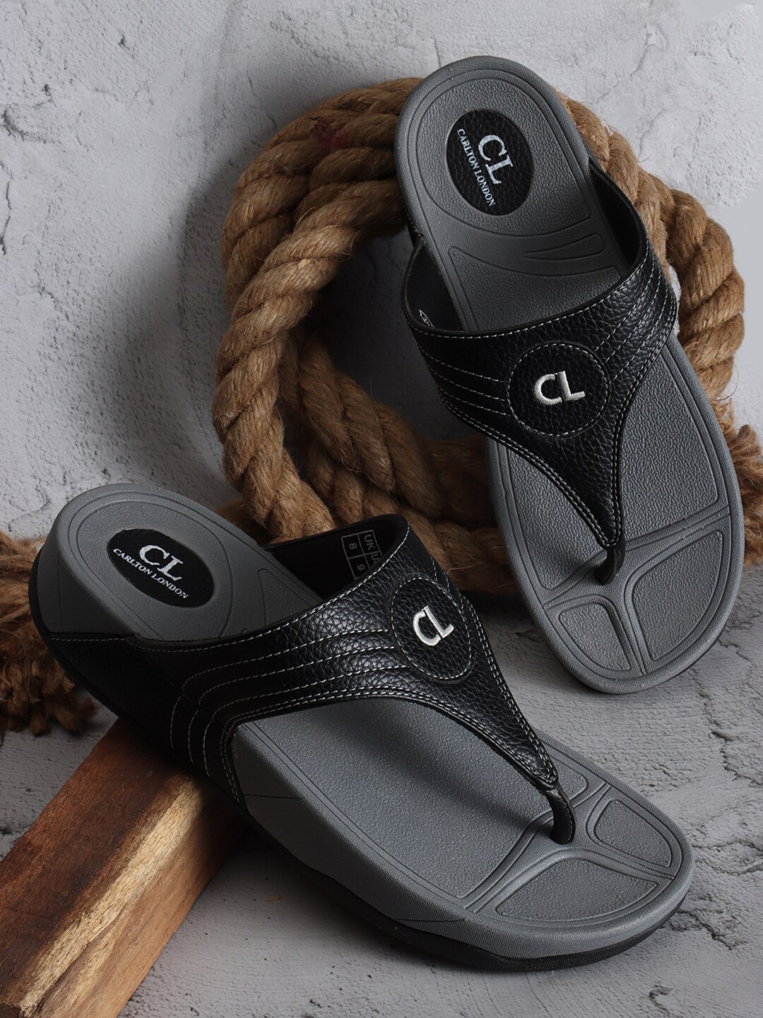 

Carlton London Men Textured Comfort Sandals, Black