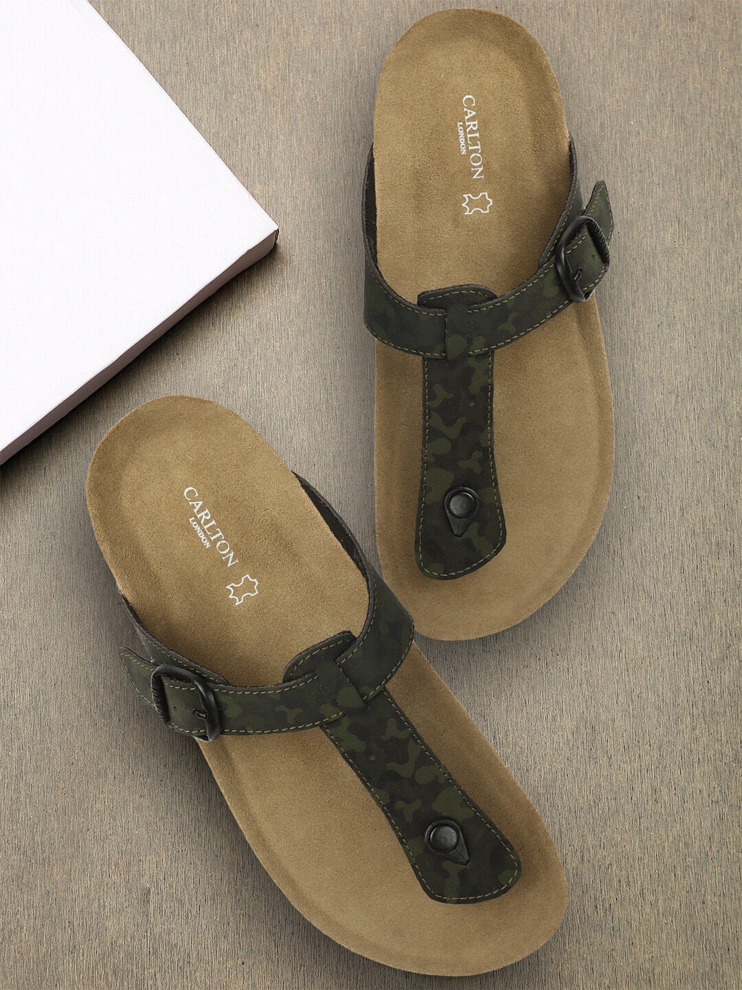 

Carlton London Men Printed Comfort Sandals With Buckle Detail, Olive