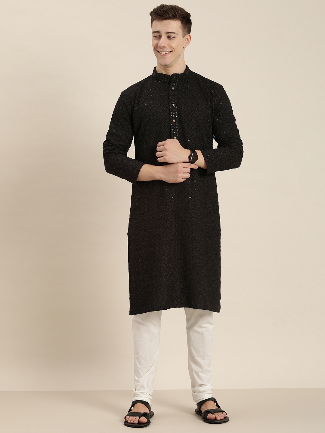 

HERE&NOW Men Ethnic Motifs Embroidered Chikankari Kurta, Black