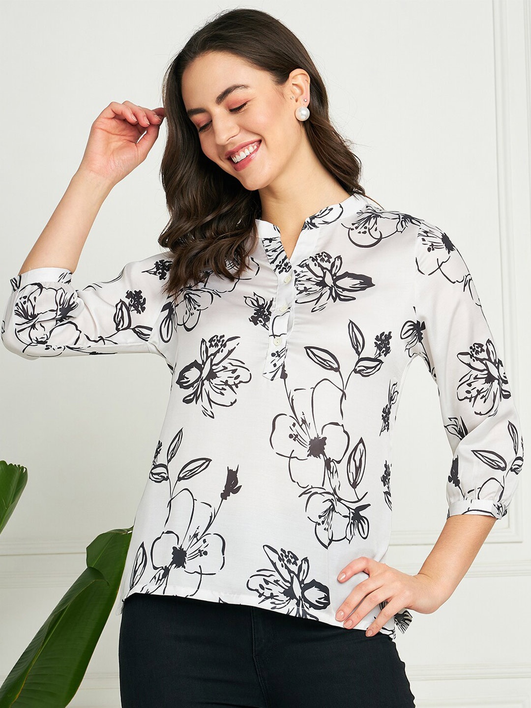 

Modeve Floral Print Mandarin Collar Shirt Style Top, White