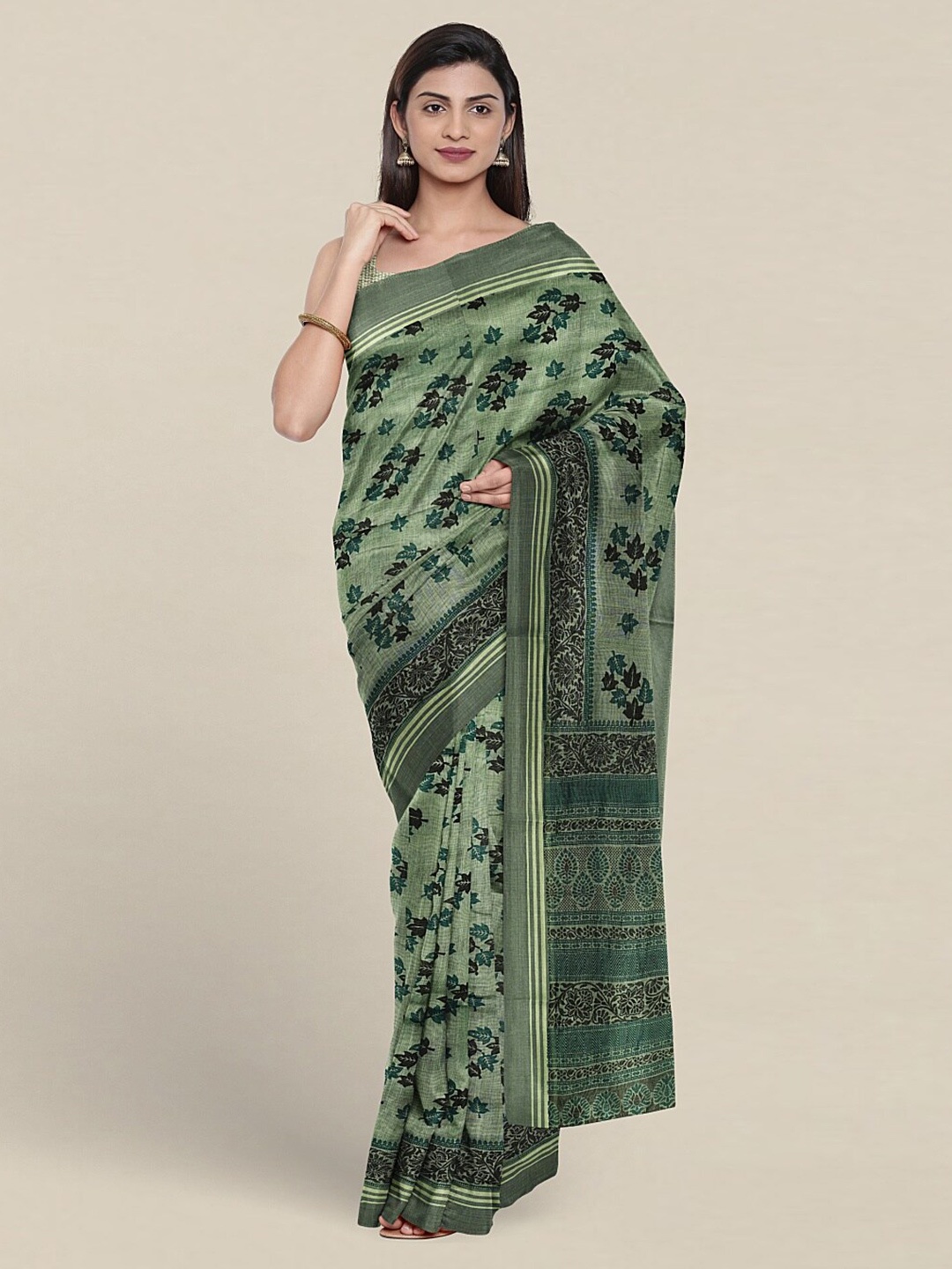 

Pothys Floral Printed Pure Cotton Saree With Blouse Piece, Green