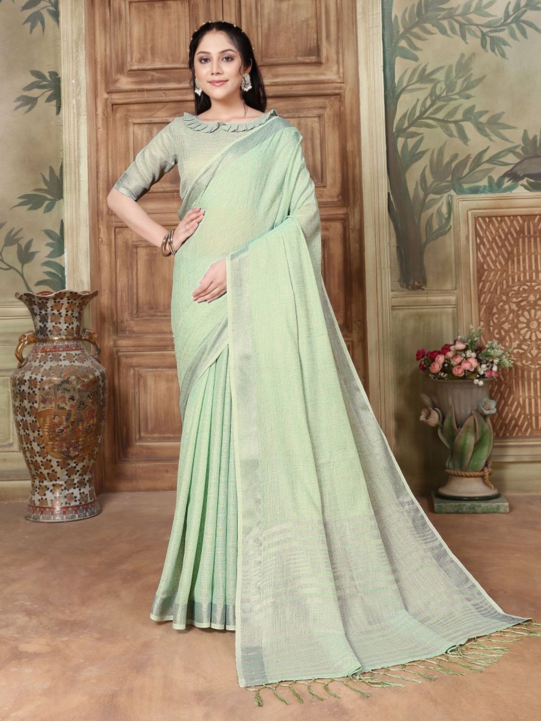 

Dori Zari Pure Linen Saree, Sea green