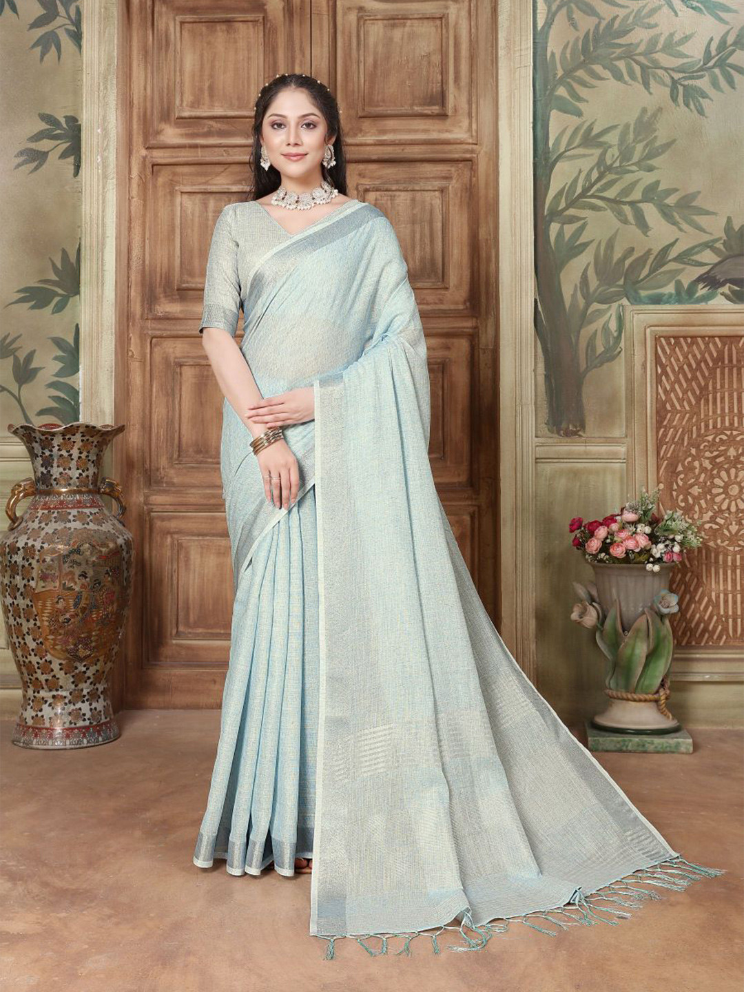

Dori Striped Woven Design Zari Pure Linen Saree, Blue