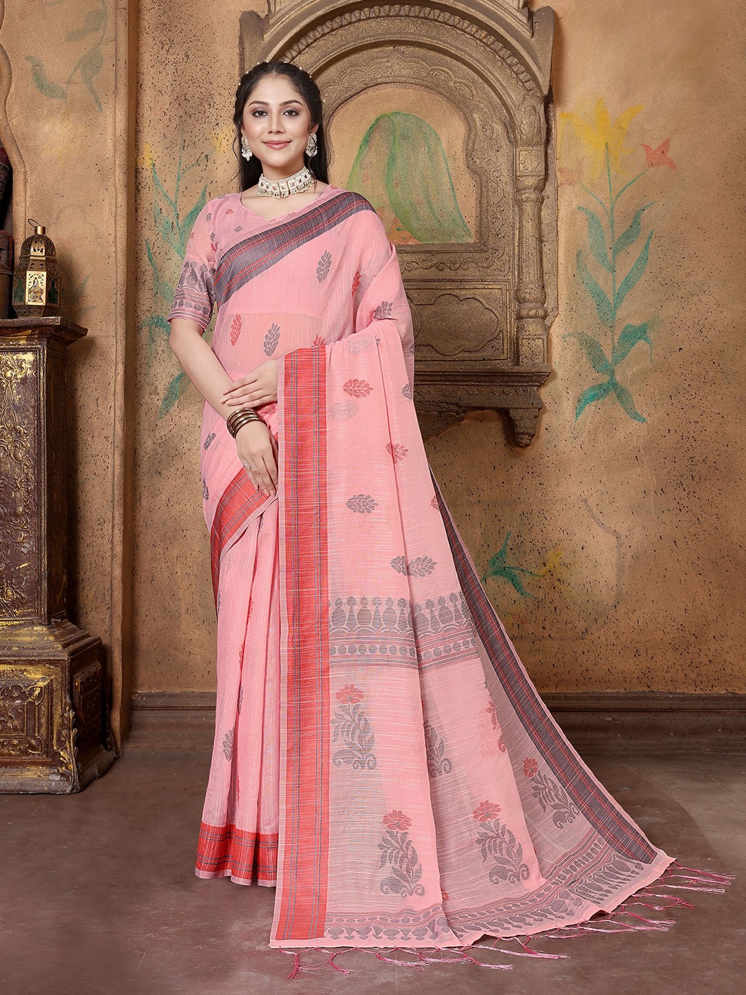 

Dori Ethnic Motifs Woven Design Pure Linen Saree, Pink
