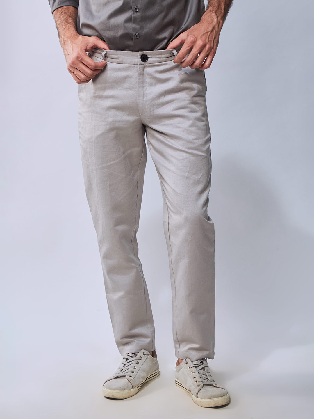 

Beyours Men White Comfort Formal Chinos Trousers