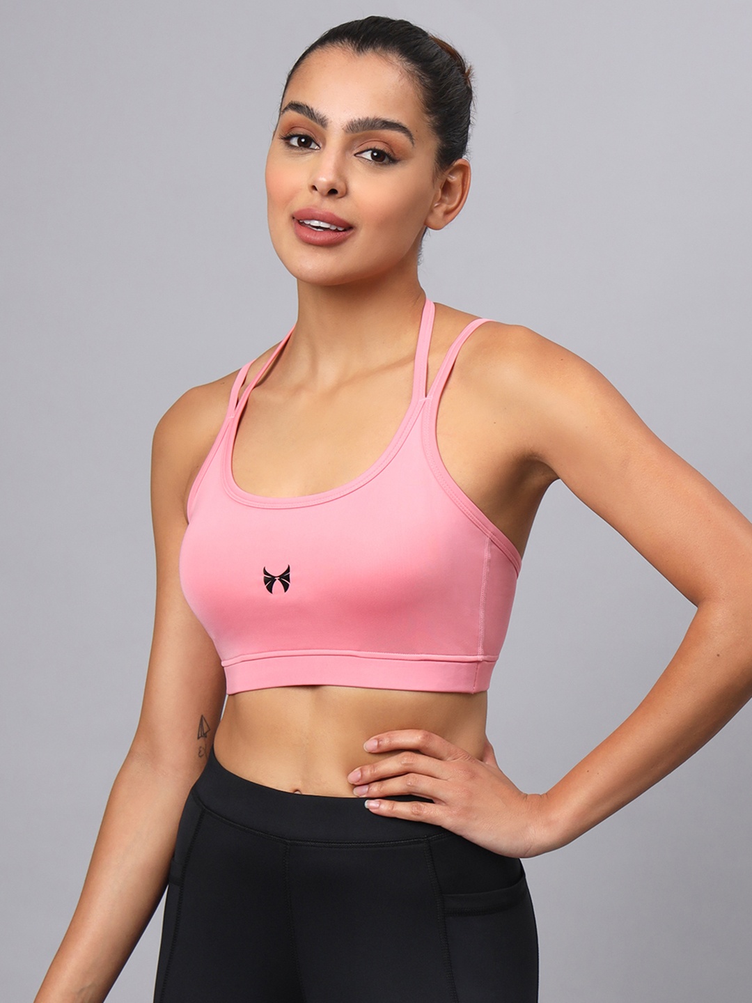 

skyria Medium Coverage Removable Padding Rapid-Dry Workout Bra All Day Comfort, Pink