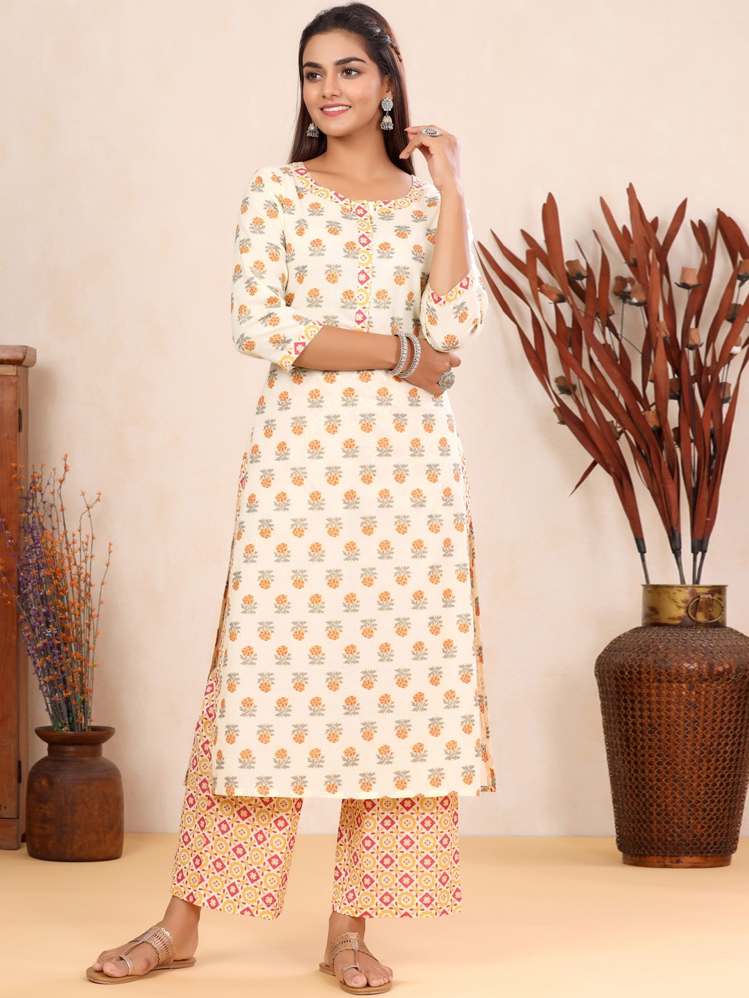 

Sangria Floral Printed Pure Cotton Kurta With Palazzo, Beige