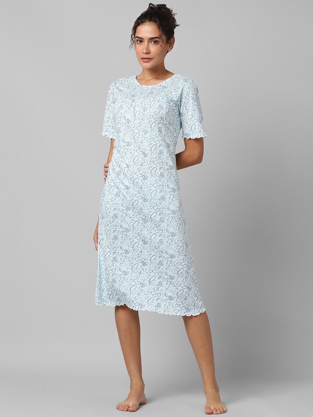 

Dreamz by Pantaloons Floral Printed Pure Cotton Nightdress, Blue