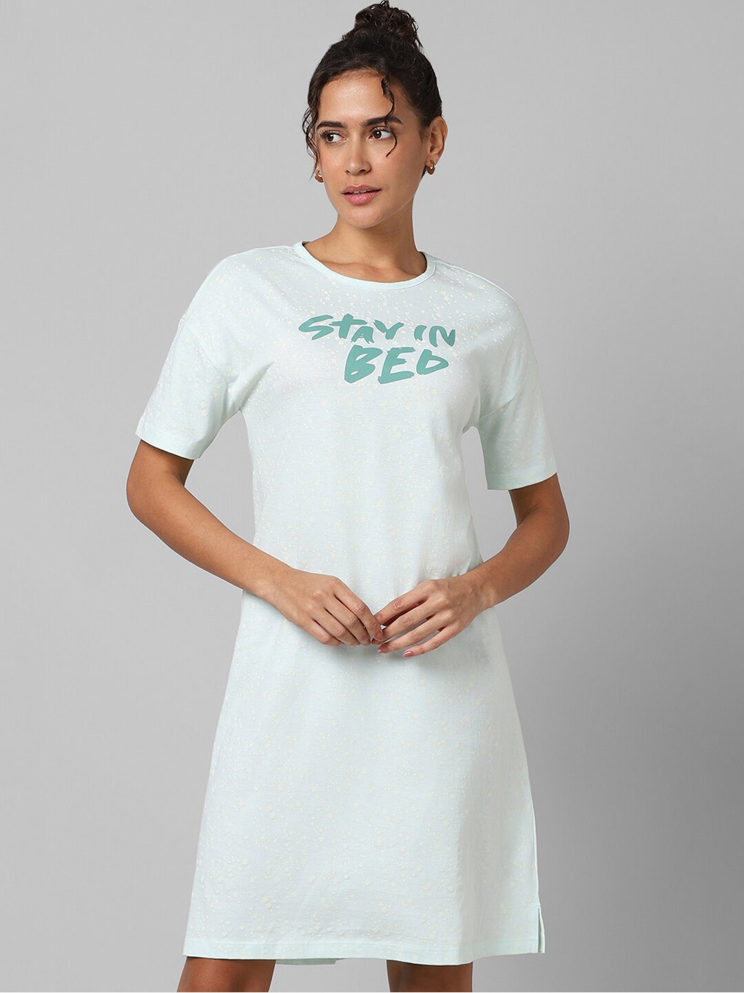 

Dreamz by Pantaloons Typography Printed Pure Cotton Nightdress, Green