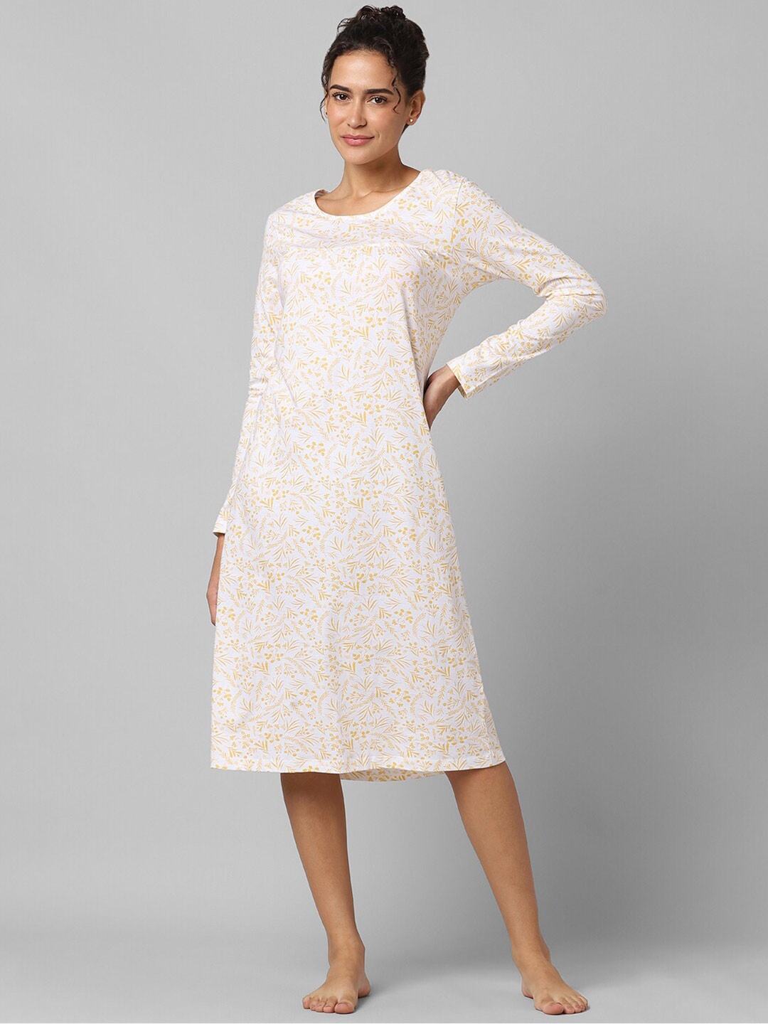 

Dreamz by Pantaloons Floral Printed Pure Cotton Nightdress, White