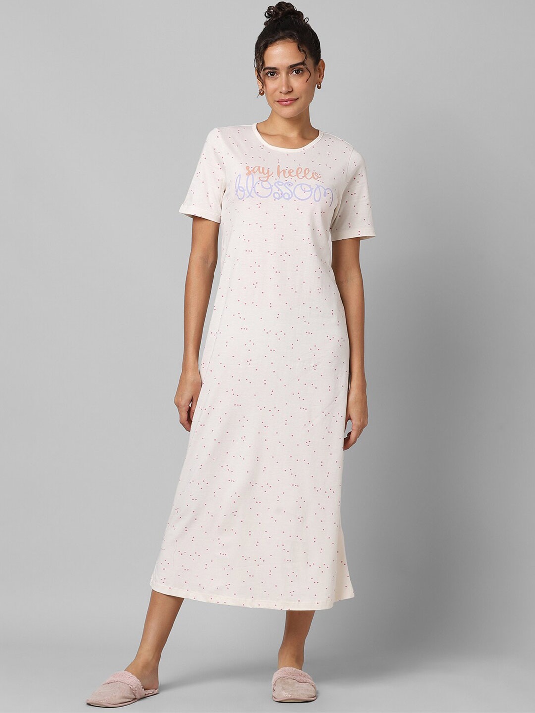 

Dreamz by Pantaloons Typography Printed Pure Cotton T-Shirt Nightdress, Beige