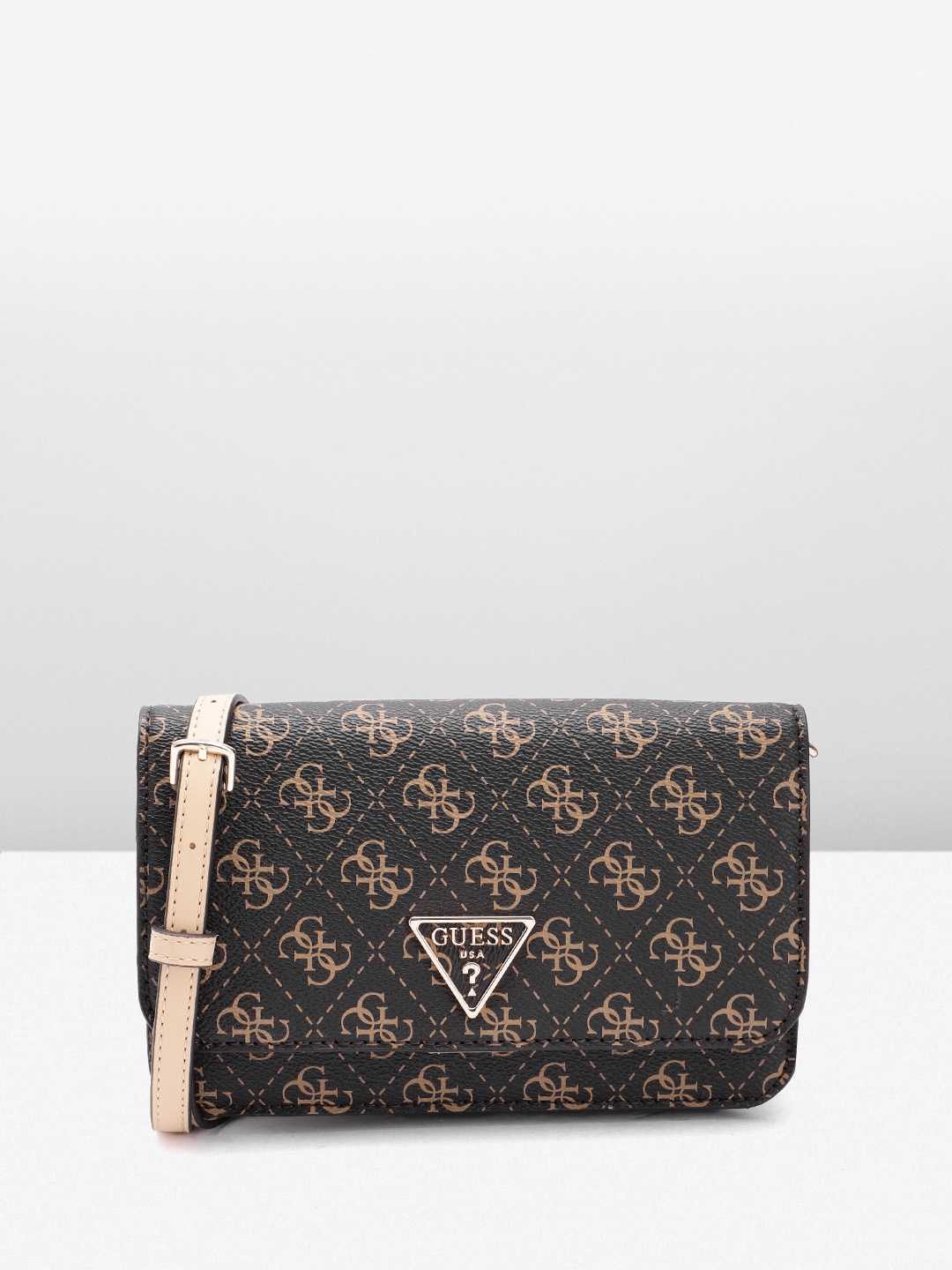 

GUESS Women Brand Logo Print Purse, Brown