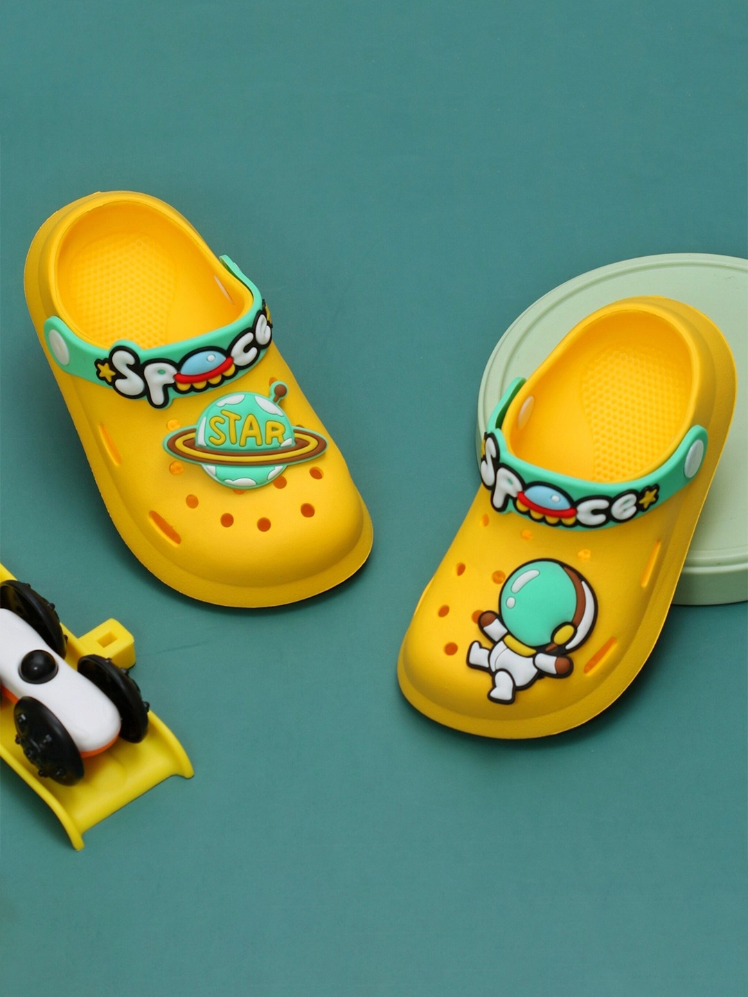 

Yellow Bee Boys Space and Astronaut Applique Clogs