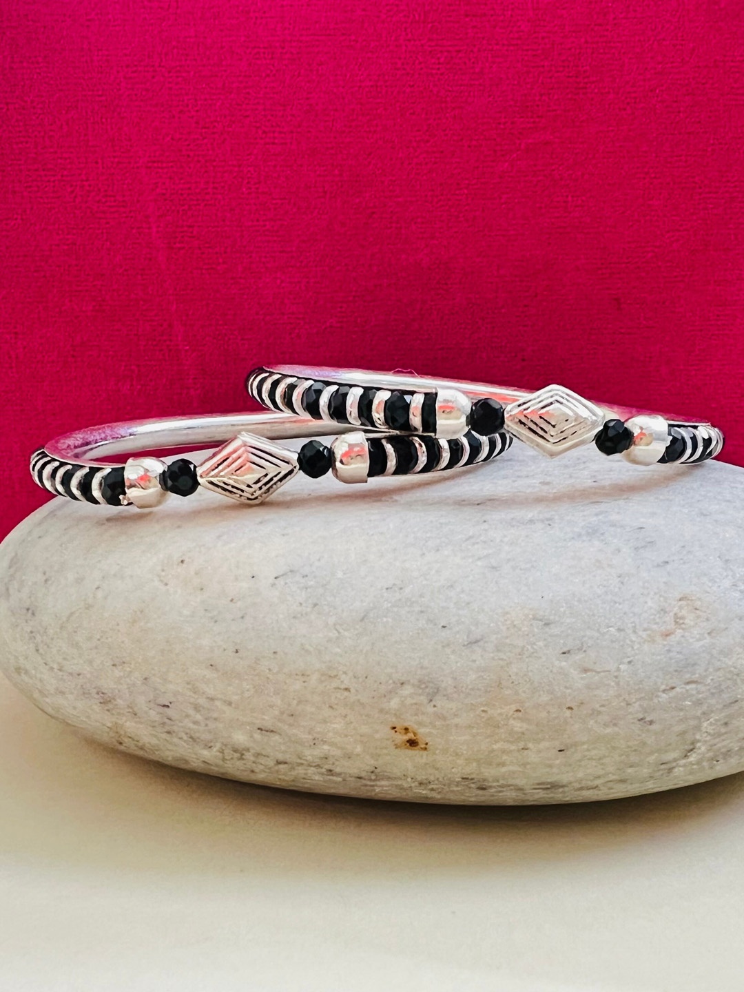 

Arte Jewels 925 Sterling Silver Beads Bangle