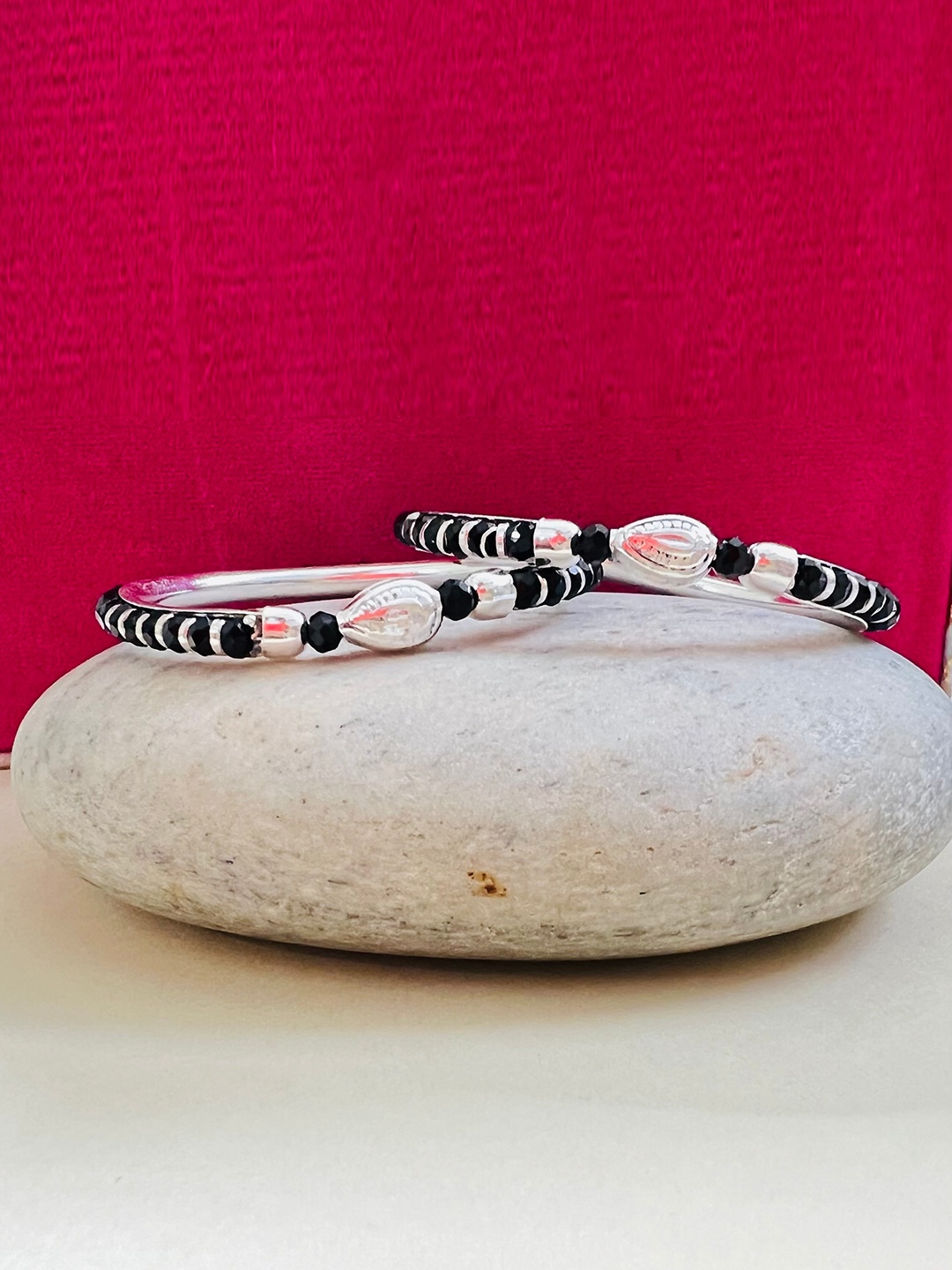 

Arte Jewels Kids Set Of 2 925 Sterling Silver Beads Bangle
