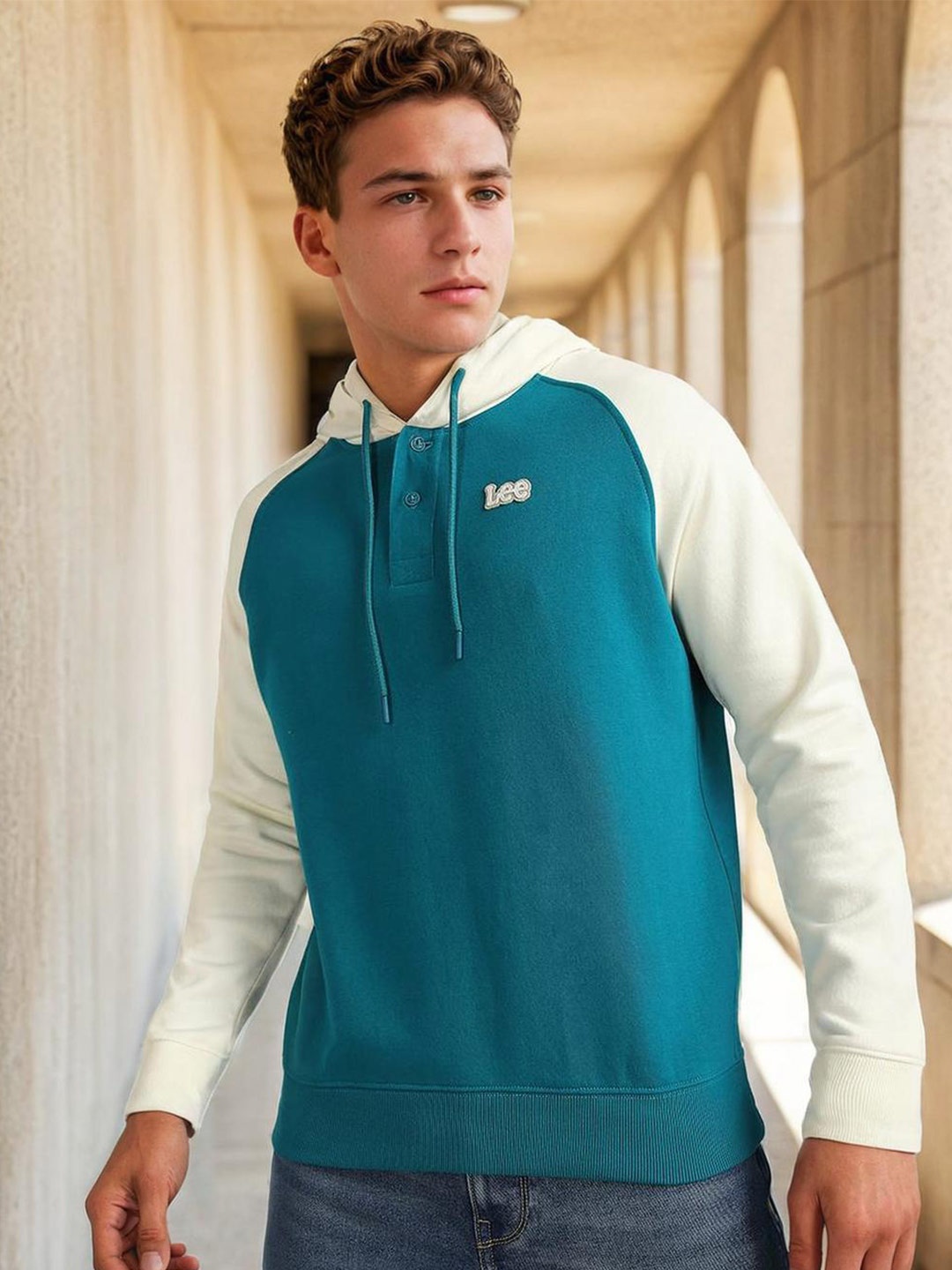

Lee Colourblocked Ragalan Sleeves Hooded Sweatshirt, Teal