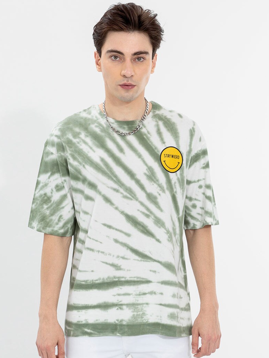 

Snitch Green Tie & Dye Drop-Shoulder Sleeves Cotton T-shirt