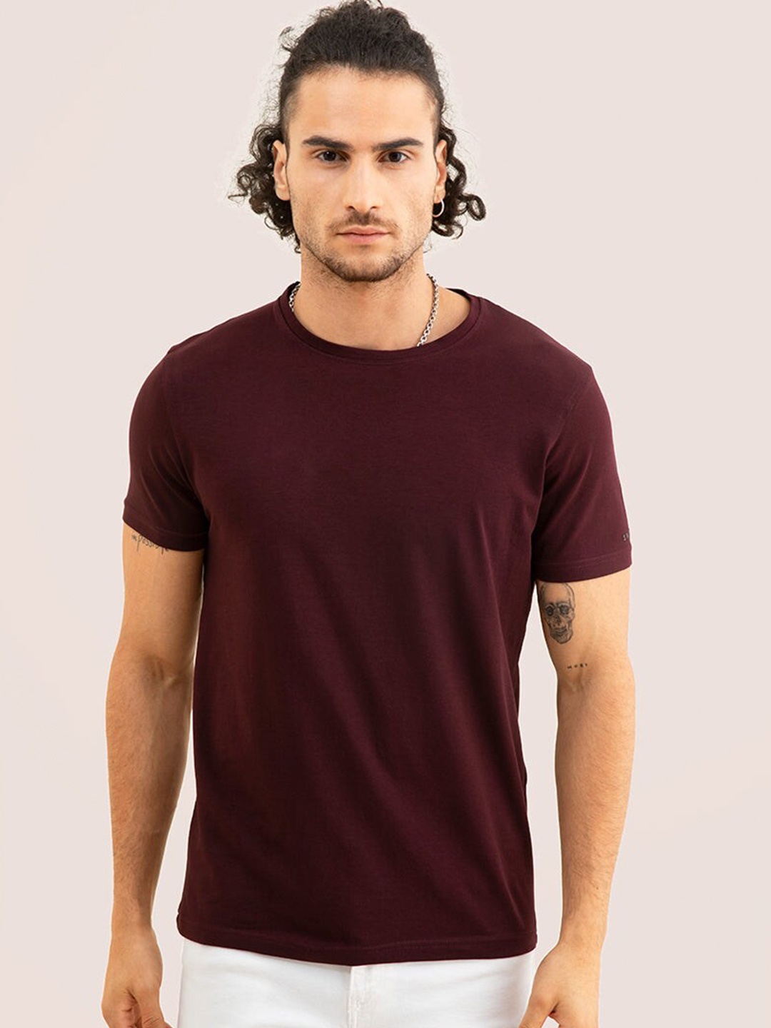 

Snitch Red Slim Fit Cotton T-shirt