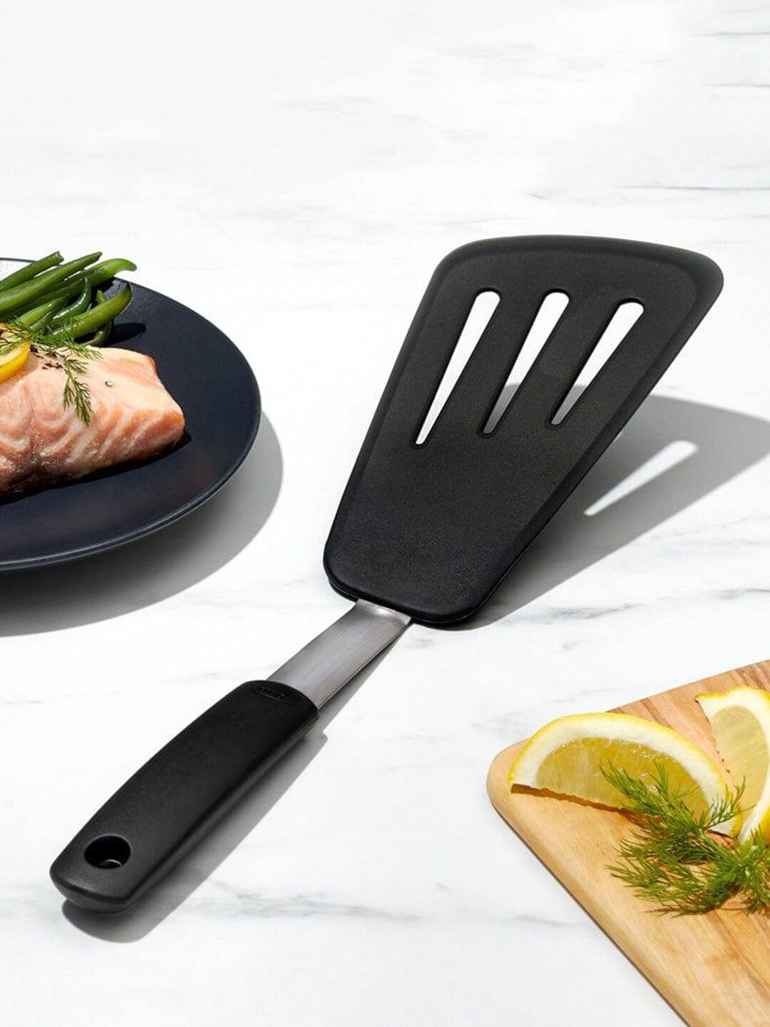 

OXO Good Grips Black Silicone Flexible Omelette Turner