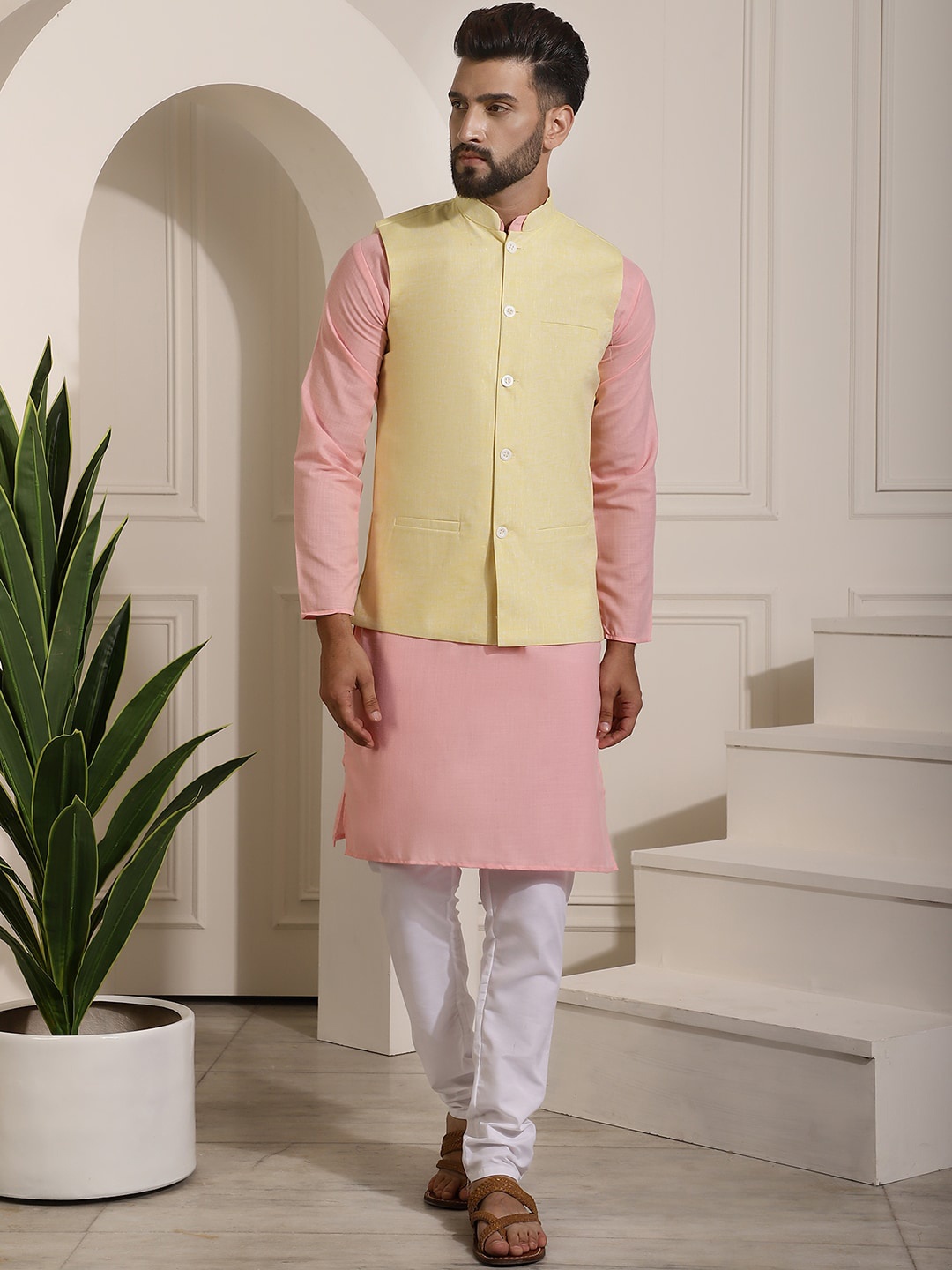 

SOJANYA Band Collar Straight Pure Cotton Kurta & Churidar with Nehru jacket, Pink