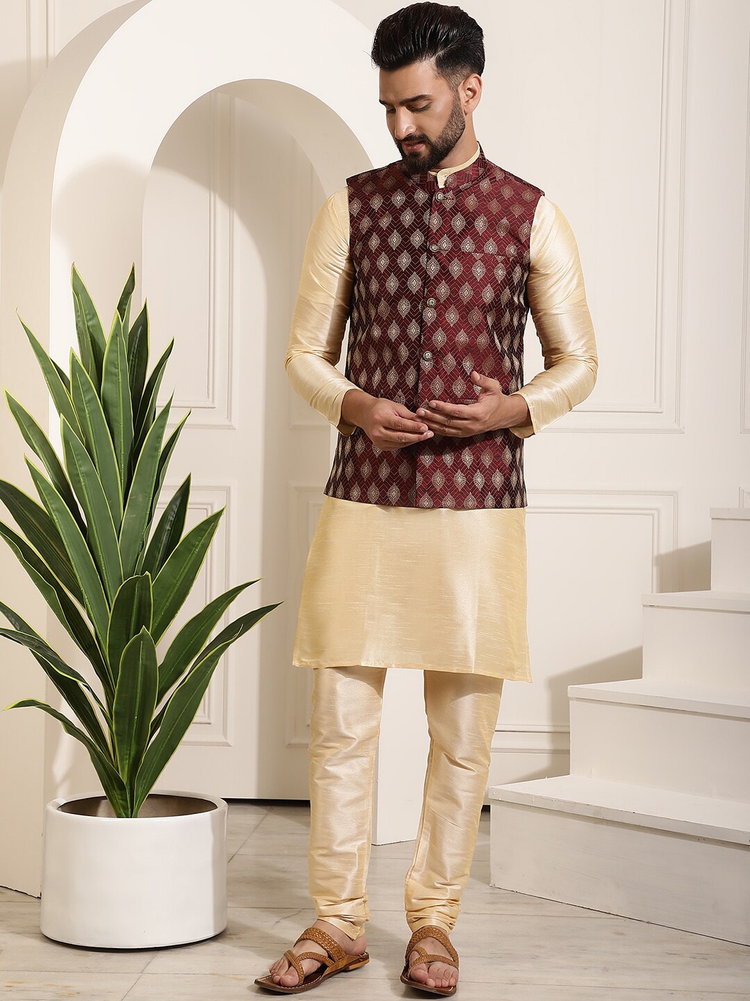 

SOJANYA Band Collar Straight Kurta & Churidar with Nehru jacket, Gold