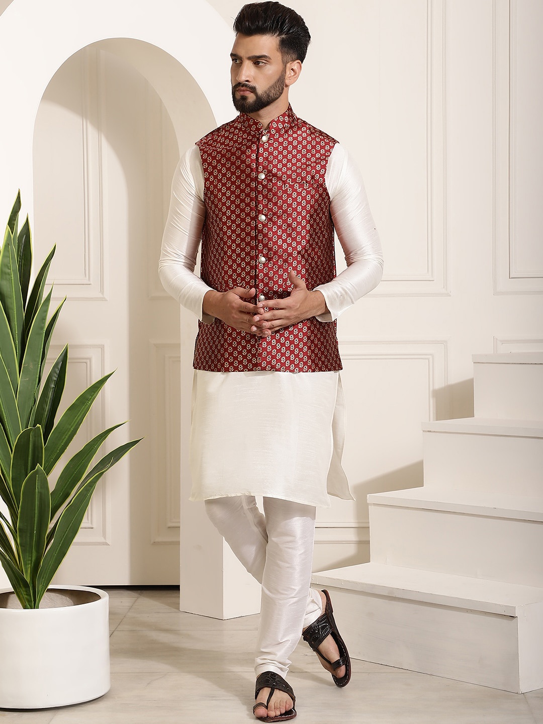 

SOJANYA Band Collar Straight Kurta & Churidar with Nehru Jacket, Cream