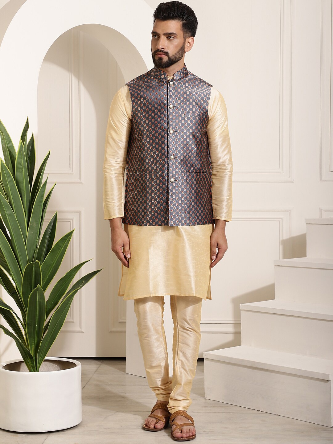 

SOJANYA Band Collar Straight Kurta & Churidar with Nehru Jacket, Gold
