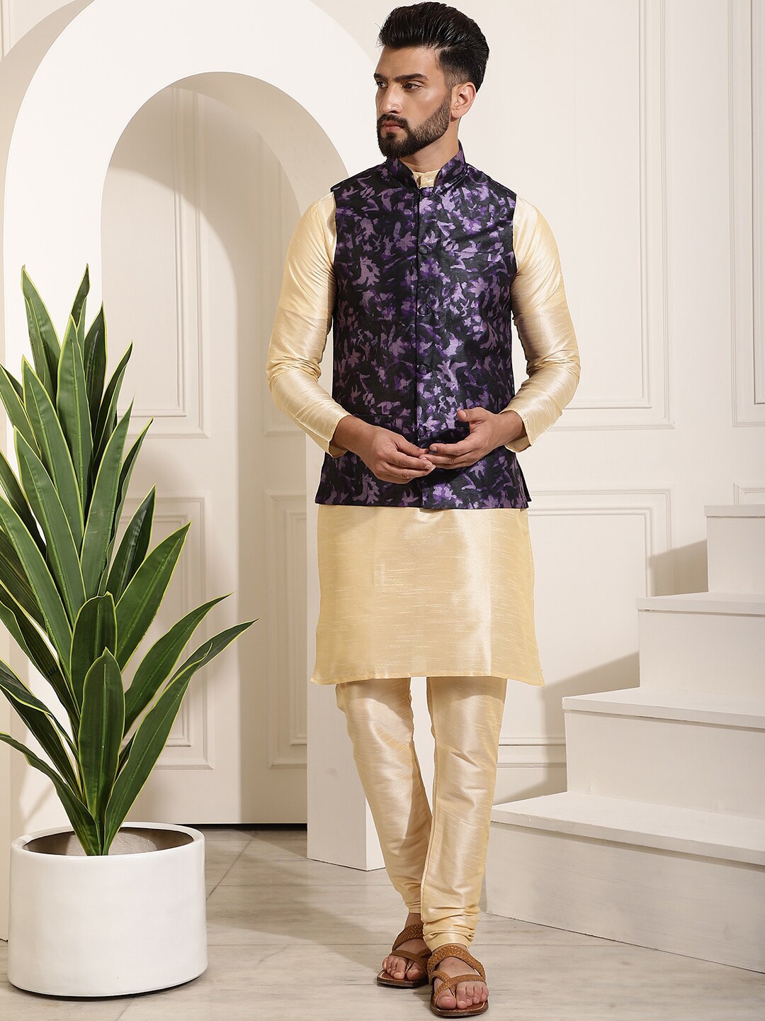 

SOJANYA Band Collar Straight Kurta & Churidar with Nehru Jacket, Gold