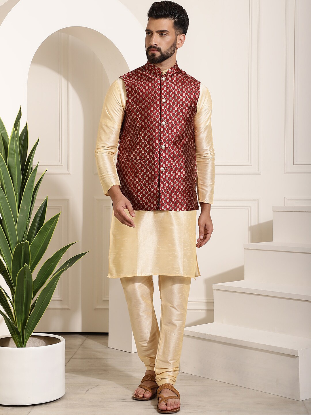 

SOJANYA Band Collar Straight Kurta & Churidar with Nehru Jacket, Gold