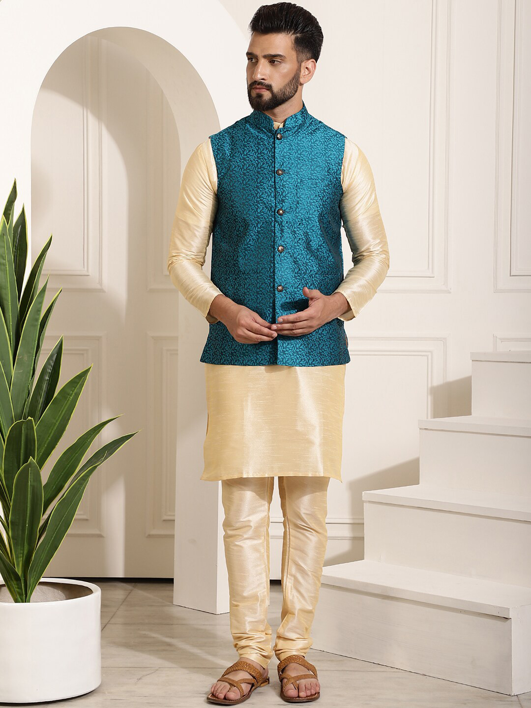 

SOJANYA Mandarin Collar Kurta with Churidar & Woven Nehru jacket, Cream