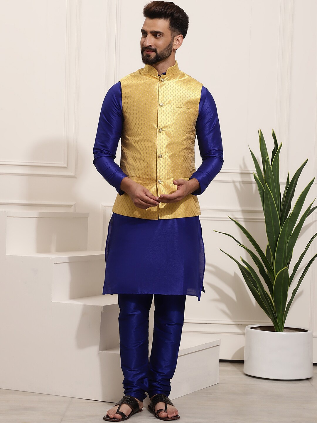 

SOJANYA Mandarin Collar Kurta with Churidar & Woven Nehru jacket, Navy blue
