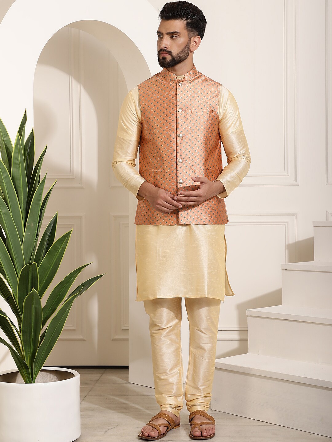 

SOJANYA Mandarin Collar Kurta with Churidar & Woven Nehru jacket, Cream